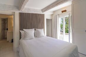 Luxurious Villa With Heated Pool 5br/10p - Cannes