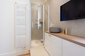 Luxury Apartment - Heart of Cannes / Rue D'antibes