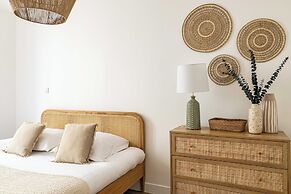 Beautiful T2 in the Heart of Suquet - 5min Beach