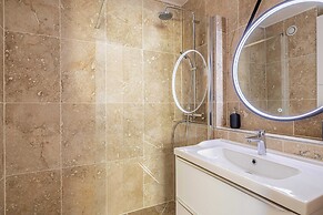 Exceptional Air-conditioned Flat in Cannes