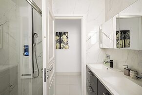 Superb 68m2 Flat With 80m2 Terrace - 2ch/4p