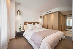 Luxurious 2br/4p Apartment With Terrace - First Croisette Cannes