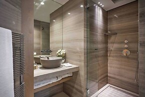 Luxurious 2br/4p Apartment With Terrace - First Croisette Cannes