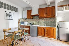 Charming Apartment in the Heart of Le Suquet