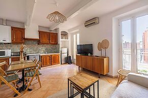 Charming Apartment in the Heart of Le Suquet