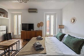 Charming Apartment in the Heart of Le Suquet