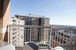 Apt in the Heart of Ballston