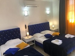 HOTEL LE CASTELET