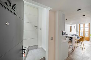 Bright Duplex / Mezzanine - Cannes Center - 1BR / 3P