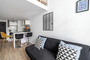 Bright Duplex / Mezzanine - Cannes Center - 1BR / 3P