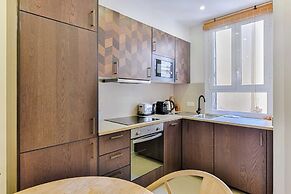 Cozy Apartment Juan-les-pins / 200m Beach