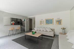 Luxury Haven With Pool, Tennis and Large Garden