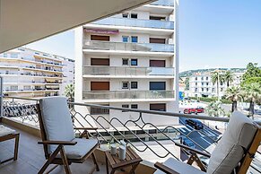 Apartment for 4people in Martinez