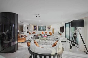 Luxurious 6br/12p Apartment With Terrace - First Croisette Cannes