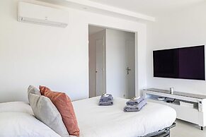 Elegance and Serenity With Terrace, View & A/C