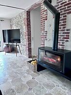 Exceptional 5 Bedroom House Near the Beach