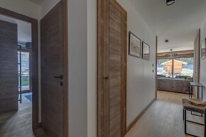 Ideal 3 Bedroom Apartment With 200m2 Garden