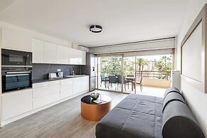 Very Nice Renovated Apartment - Cannes La Bocca - 3br/6p