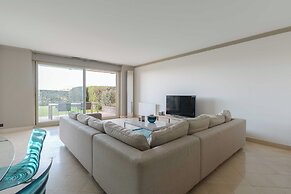 Luxurious Apartment 4 People - Casino Barria