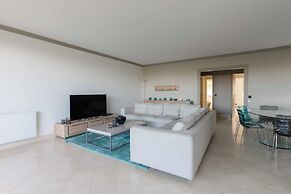 Luxurious Apartment 4 People - Casino Barria