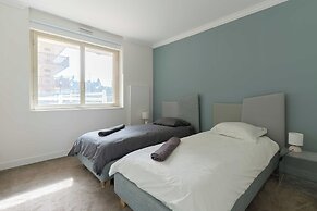 Luxurious Apartment 4 People - Casino Barria