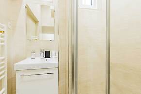 Quiet Apartment 1br/4p - Quartier du Mail
