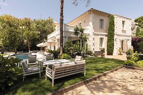Luxueuse Villa With Pool 7bd/14p - Cannes
