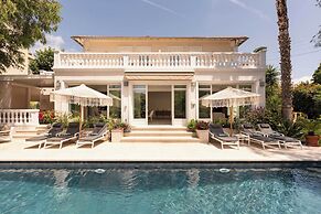 Luxueuse Villa With Pool 7bd/14p - Cannes