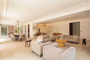 Luxueuse Villa With Pool 7bd/14p - Cannes