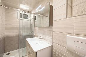 Beautiful Apartment - Croisette Gray Albion