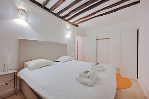 Chic & Spacious Apartment - 2br/6p - Sentier