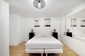 Appartement in the Heart of Paris Opera