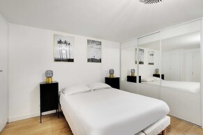 Appartement in the Heart of Paris Opera