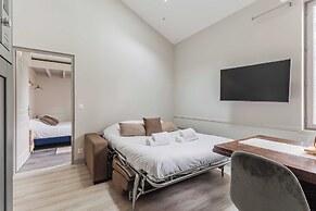 House for 18 People With Cinema Place Morny