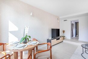 Charming Small Private House - Marseille 8th