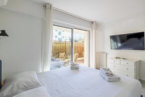 Charming Apartment With Large Terrace