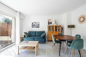 Charming Apartment With Large Terrace