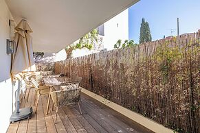 Charming Apartment With Large Terrace