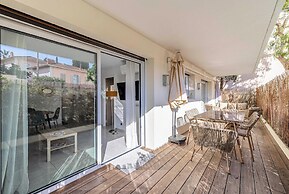 Charming Apartment With Large Terrace