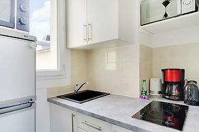 Parisian Charm in the Heart of the Marais !