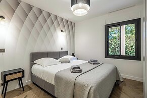 Luxurious Villa With Heated Pool 6br/12p - Cannes Juas