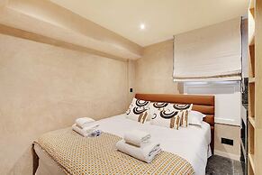 Elegance and Refinement for 10 - Montorgueil