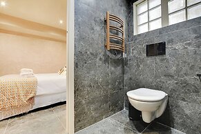 Elegance and Refinement for 10 - Montorgueil