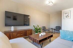 Magnificent Modern 2 Bedrooms Apartment - Castellane District