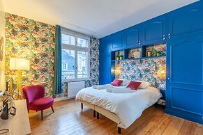 High-end 75m2 Apartment - Place Morny