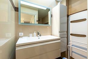 High-end 75m2 Apartment - Place Morny