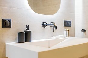 Renovated Studio rue du Roi de Sicile / Marais