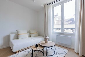 Renovated Studio rue du Roi de Sicile / Marais