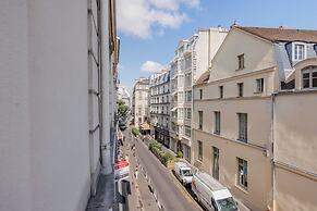 Renovated Studio rue du Roi de Sicile / Marais