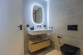 Renovated Studio rue du Roi de Sicile / Marais